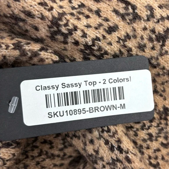 NWT POL “Classy Sassy” cold shoulder sweater - Picture 5 of 7